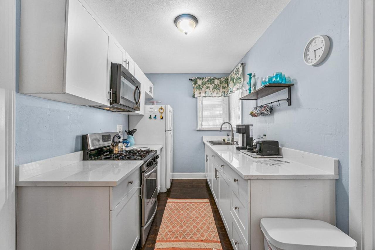 Steps To Beach & Downtown! Spacious Beach Bungalow #2 Lake Worth Beach Luaran gambar