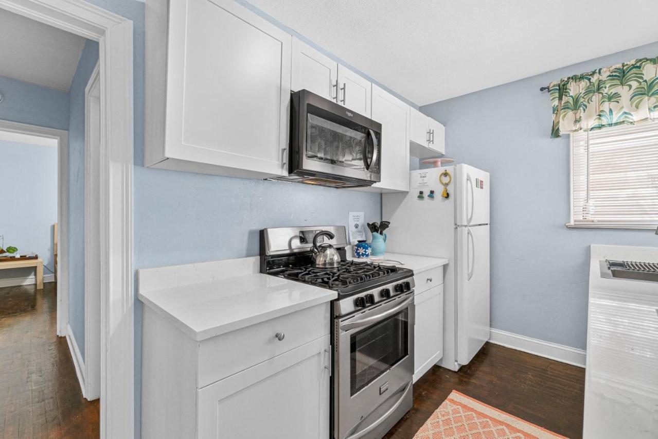 Steps To Beach & Downtown! Spacious Beach Bungalow #2 Lake Worth Beach Luaran gambar