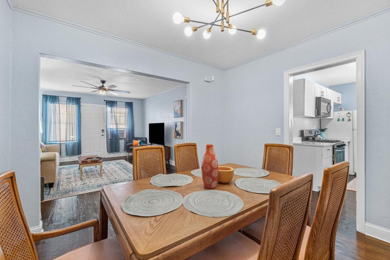 Steps To Beach & Downtown! Spacious Beach Bungalow #2 Lake Worth Beach Luaran gambar